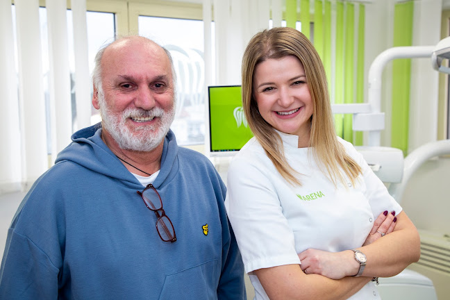 Pacijent i doktor u Arena Dentalu